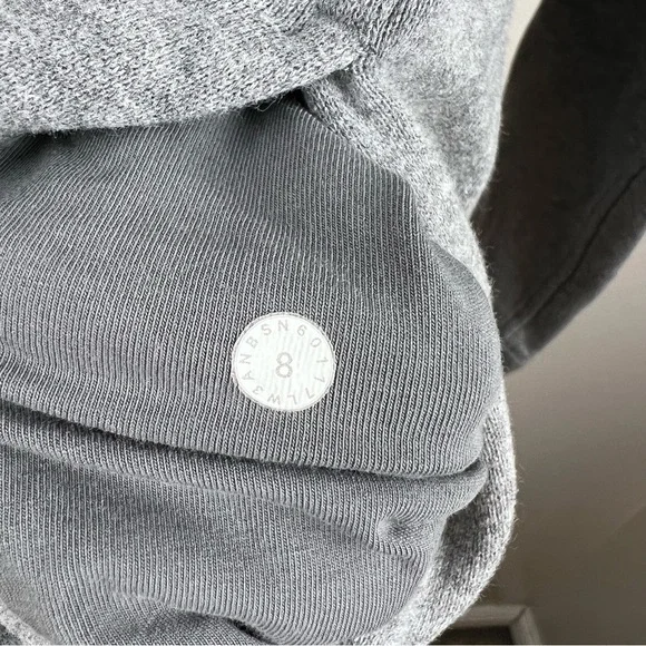 Lululemon Wind Down Pullover Hoodie Sweatshirt Womens Size 8 Gray Athletic Comfy - Picture 8 of 10